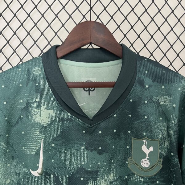 Camiseta Tottenham Hotspur 2023/24 Tercera - detalle