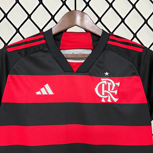 Camiseta Flamengo 2024/25 Alternativa Mujer — detalle hombro izquierdo