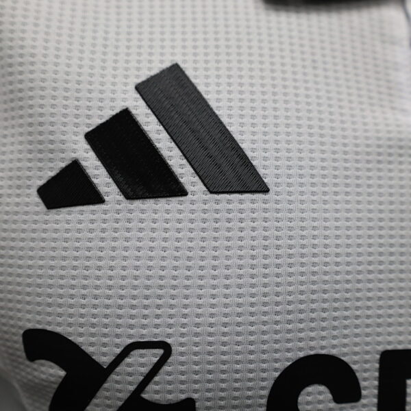 Camiseta Fulham 2023/24 Local Versión Jugador - detalle