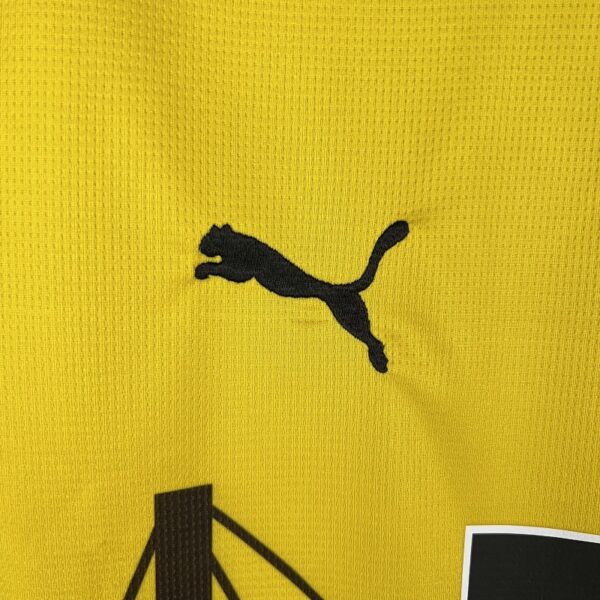 Camiseta Borussia Dortmund 2023/24 Local - detalle
