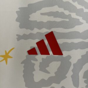 Camiseta Internacional 2023/24 Tercera Edición Especial — detalle
