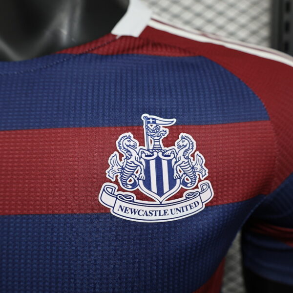 Camiseta Newcastle United 2023/24 Tercera Versión Jugador - detalle
