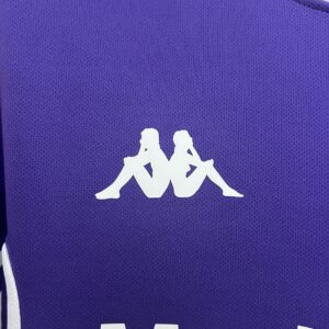 Camiseta Fiorentina 2024/25 Local - primer plano del cuello