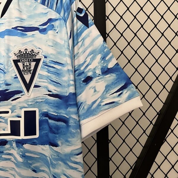 Camiseta Cadiz CF 2020/21 Edición Especial — detalle