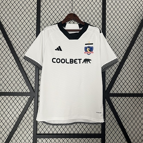 Camiseta Colo Colo 2024/25 Local - detalle escudo