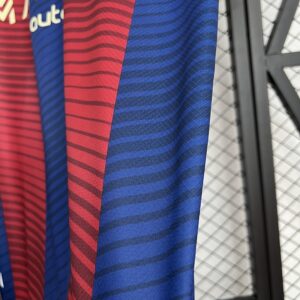 Camiseta Levante UD 2023/24 Local — detalle escudo