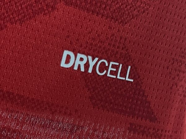 Camiseta Valencia CF 2023/24 Visita — detalle