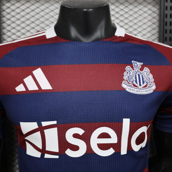 Camiseta Newcastle United 2023/24 Tercera Versión Jugador - detalle