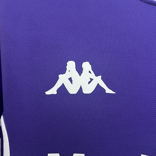 Camiseta Fiorentina 2024/25 Local - primer plano de la manga