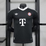 Camiseta FC Bayern München 1998 Retro Arquero Manga Larga - detalle escudo