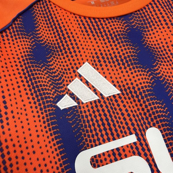 Camiseta Schalke 04 2023/24 Tercera - detalle escudo