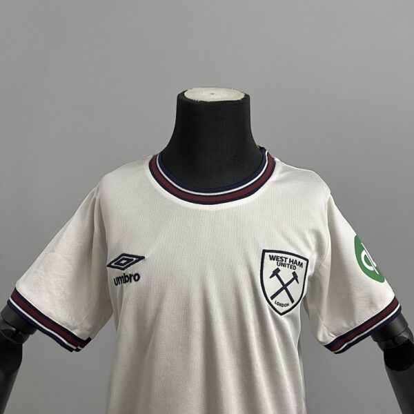 Camiseta West Ham United 2023/24 Visita Niño - detalle