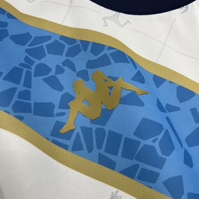 Camiseta Deportivo La Coruña 2023/24 Tercera — detalle escudo