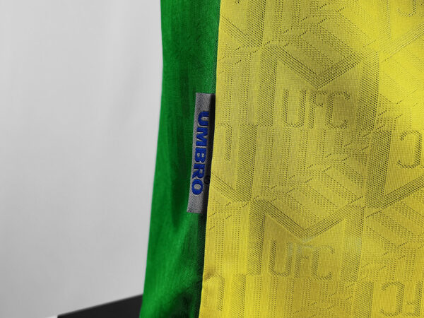 Camiseta Manchester United 1986 Retro Alternativa - detalle escudo