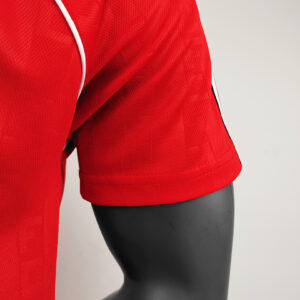 Camiseta Manchester United 1988 Retro Local - detalle escudo