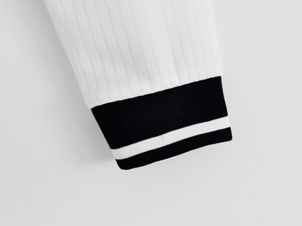 Camiseta Inglaterra 1988 Retro Local Manga Larga - detalle escudo