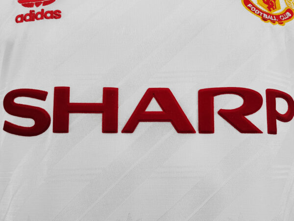 Camiseta Manchester United 1986 Retro Visita Manga Larga - detalle escudo