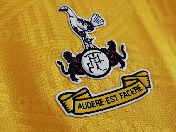 Camiseta Tottenham Hotspur 1990 Retro Local - detalle escudo