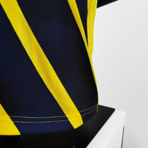 Camiseta Arsenal 1999 Retro Visita - detalle escudo