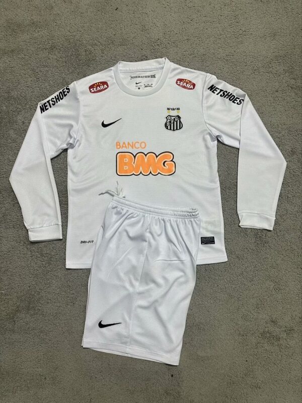 Camiseta Santos 2025/2026 Local - detalle escudo