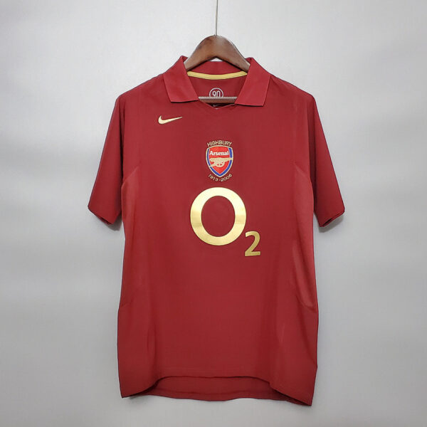 Camiseta Arsenal 2005/2006 Retro Local - detalle cuello izquierdo