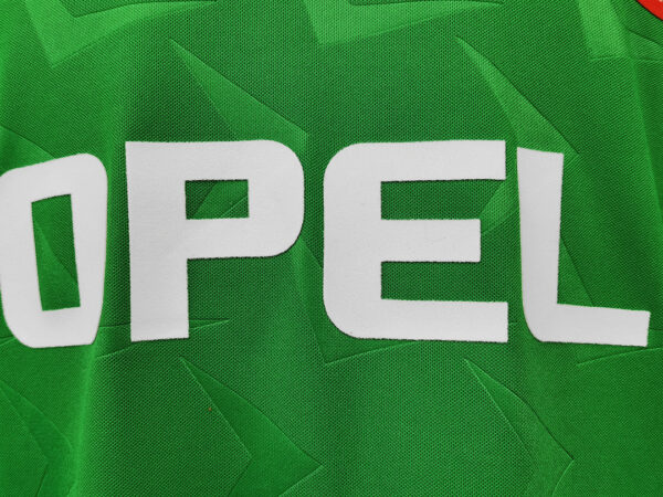 Camiseta República de Irlanda 1994/1996 Retro Local - detalle escudo