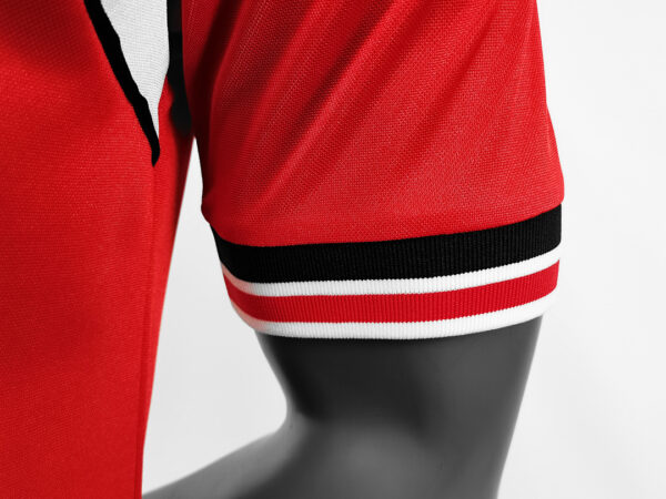Camiseta Manchester United 1983 Retro Local - detalle