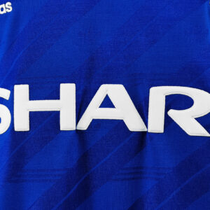 Camiseta Manchester United 1992 Retro Visita - detalle cuello y logo Adidas