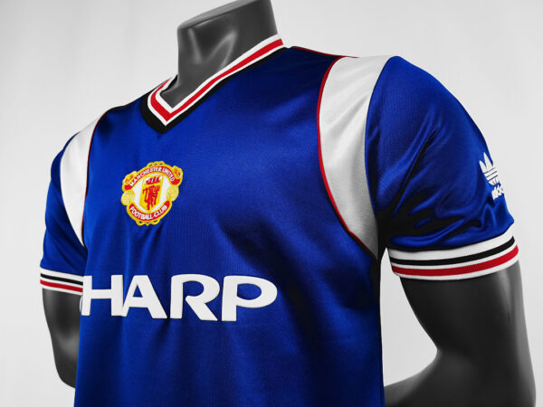 Camiseta Manchester United 1994/96 Visita - detalle cuello