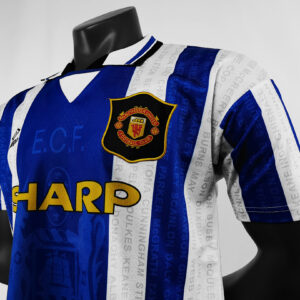 Camiseta Manchester United 1985 Visita Retro - detalle sponsor Sharp