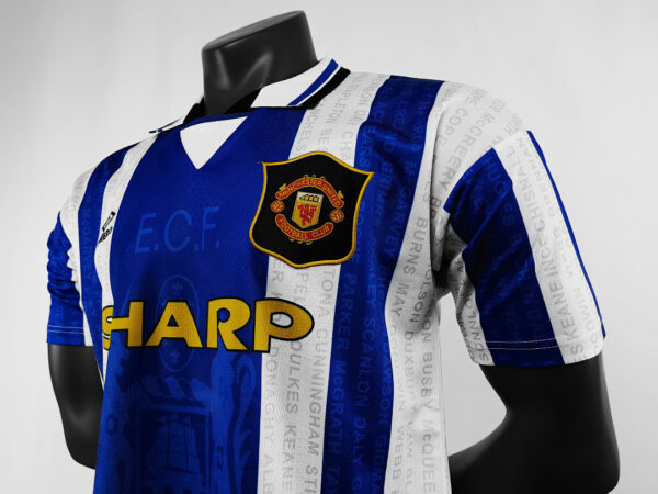 Camiseta Manchester United 1985 Visita Retro - detalle sponsor Sharp