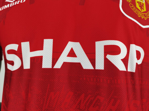 Camiseta Manchester United 1992-1994 Local - detalle cuello