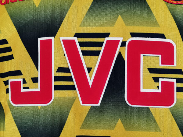 Camiseta Arsenal 1988 Retro Visita - detalle logo Adidas