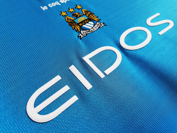 Camiseta Manchester City 2000 Retro Local - detalle cuello