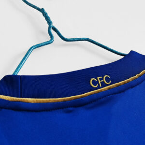 Camiseta Chelsea FC 2006/07 Retro Local - detalle Adidas y sponsor