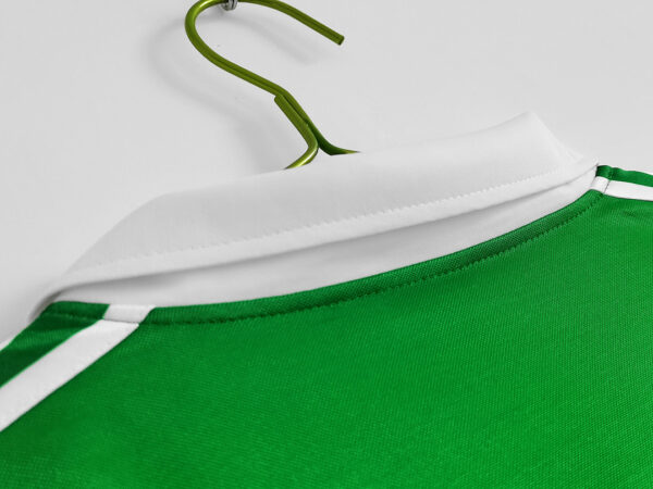 Camiseta México 1994 Retro Local - detalle manga con franjas