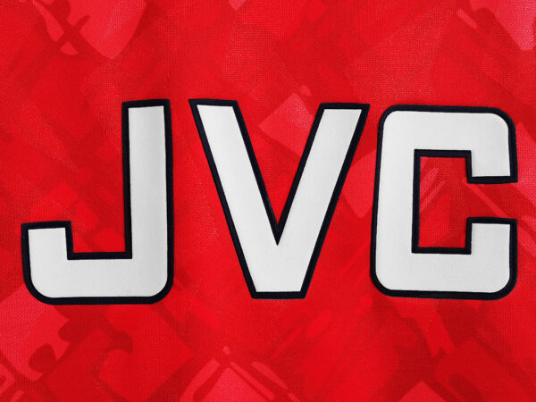 Camiseta Arsenal 1986 Local - detalle logo Adidas