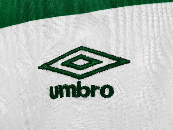 Camiseta Celtic FC 1995 Retro Visita Manga Larga - detalle cuello y botón