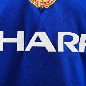 Camiseta Manchester United 1994/96 Visita - detalle patrocinador SHARP