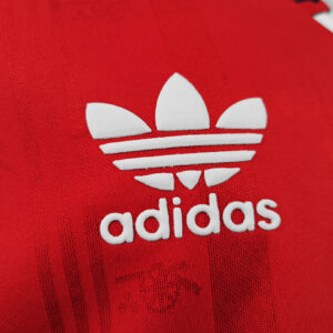 Camiseta Arsenal 1986/88 Retro Local - detalle patrocinador JVC
