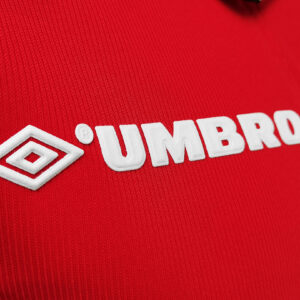 Camiseta Manchester United 2000/02 Retro Local Manga Larga - detalle puño de manga