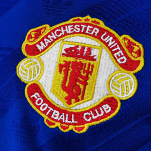 Camiseta Manchester United 1999 Retro Local Manga Larga - detalle manga