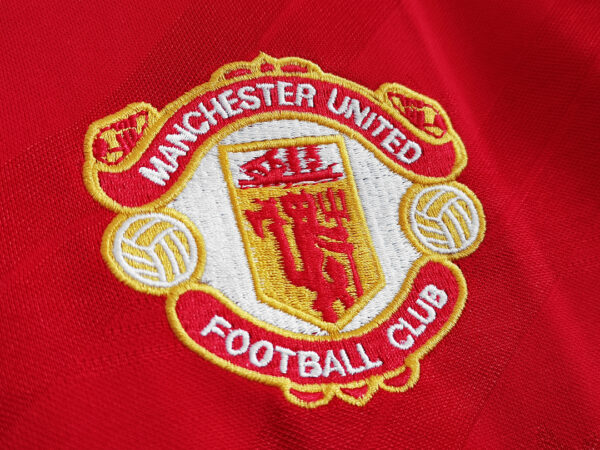 Camiseta Manchester United 1998 Local Retro Manga Larga - detalle