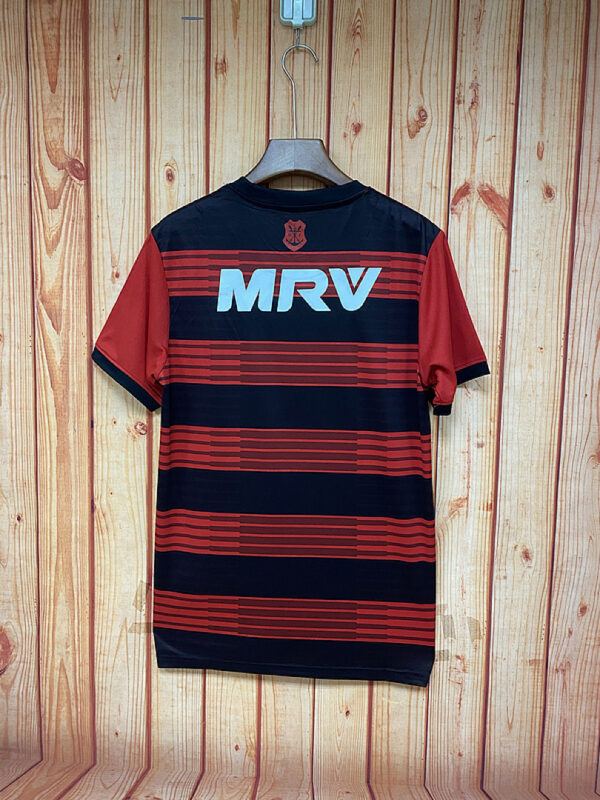 Camiseta Flamengo 2016 Retro Local - detalle franjas rojinegras