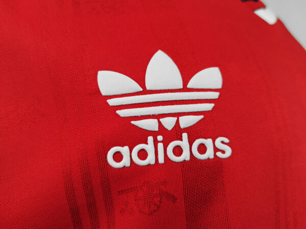 Camiseta Arsenal 1986/88 Retro Local - detalle patrocinador JVC