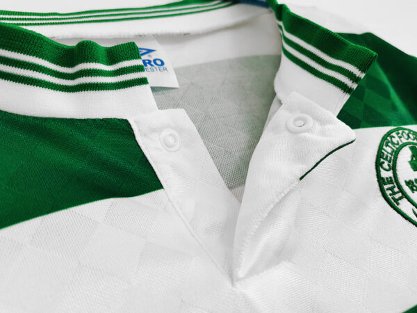 Camiseta Celtic FC 1995 Retro Visita Manga Larga - detalle franjas verdes y blancas