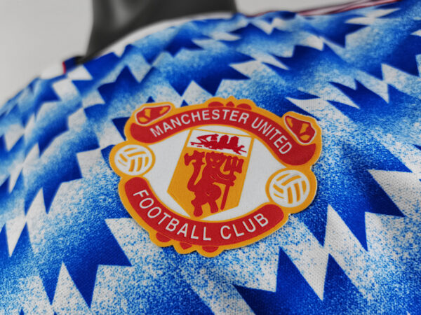 Camiseta Manchester United 1990/92 Retro Visitante - detalle cuello