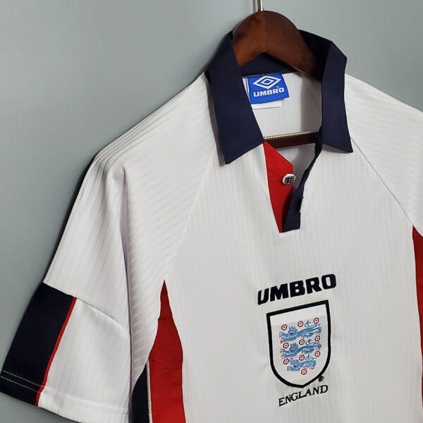 Camiseta Manchester United 1992 Retro - detalle del panel lateral azul