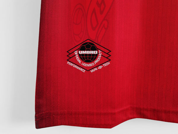 Camiseta Manchester United 2006/07 Retro Local - detalle cuello