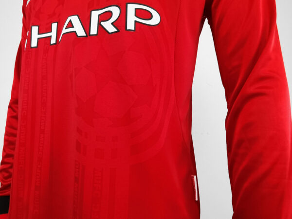 Camiseta Manchester United 1999 Retro Local Manga Larga - detalle